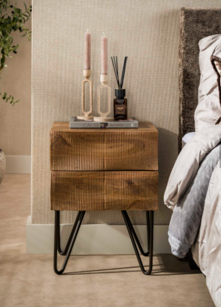 Nachttisch "Wavea"-Mangoholz Sand 2 Schubladen – Wellen-Design