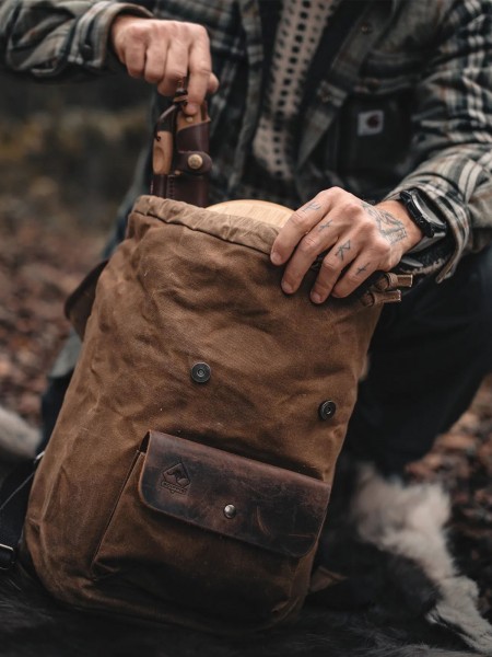 SCIPPIS Ayers Rock Backpack – Vintage-Rucksack aus gewachstem Canvas mit edlen Lederakzenten