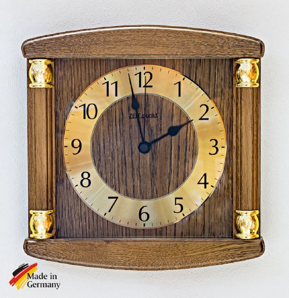 Funk Wanduhr "Jule" aus massivem Holz, Zifferblatt aus Aluminium, 27x27 cm, eiche